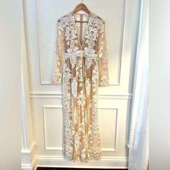 Revolve For Love And Lemons Temecula Long Sleeve Maxi Lace Dress NWT Medium - Picture 4 of 13